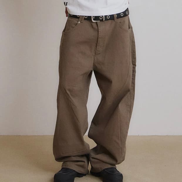 Flow Slit Curved Pants 커브드팬츠