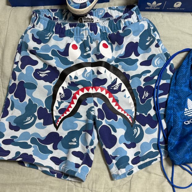 BAPE 샤크 베이프 반바지 M