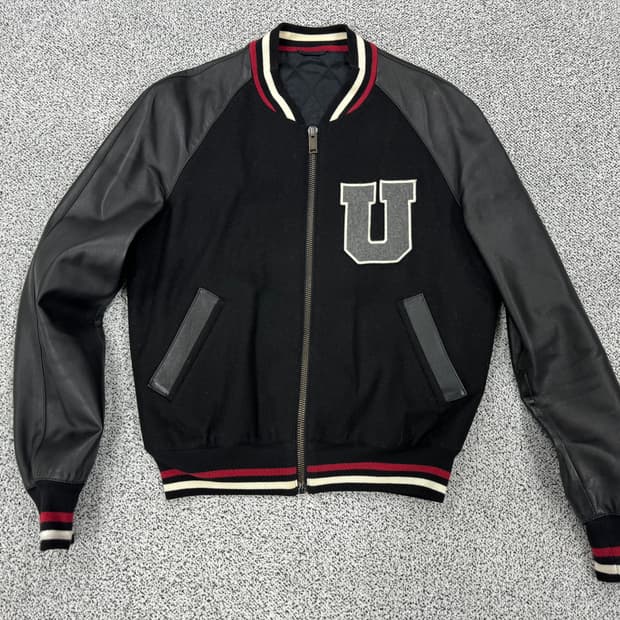 LES HOMME 레스옴므 자수 레더 바시티