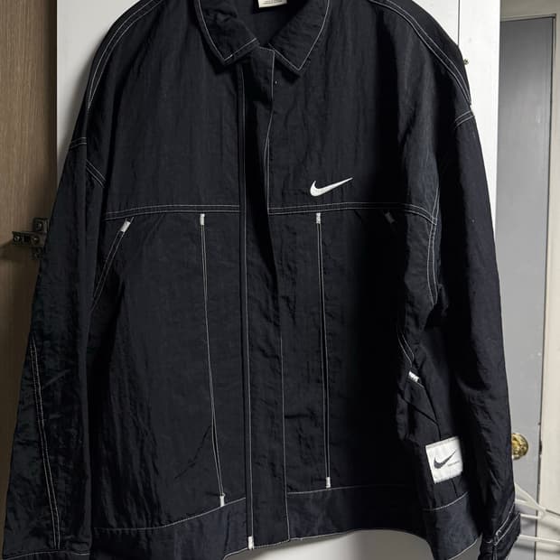 나이키 스티치 바람막이 S