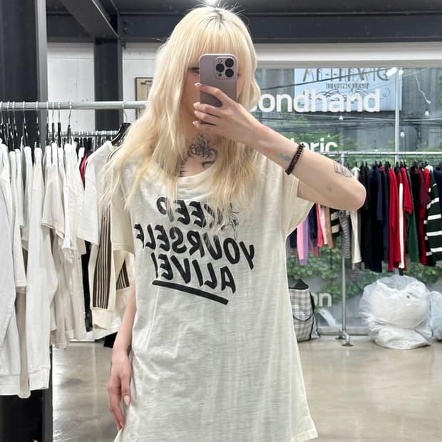 히스테릭 글래머 원숄더 아이보리 KEEP YOURSELF ALIVE! 반