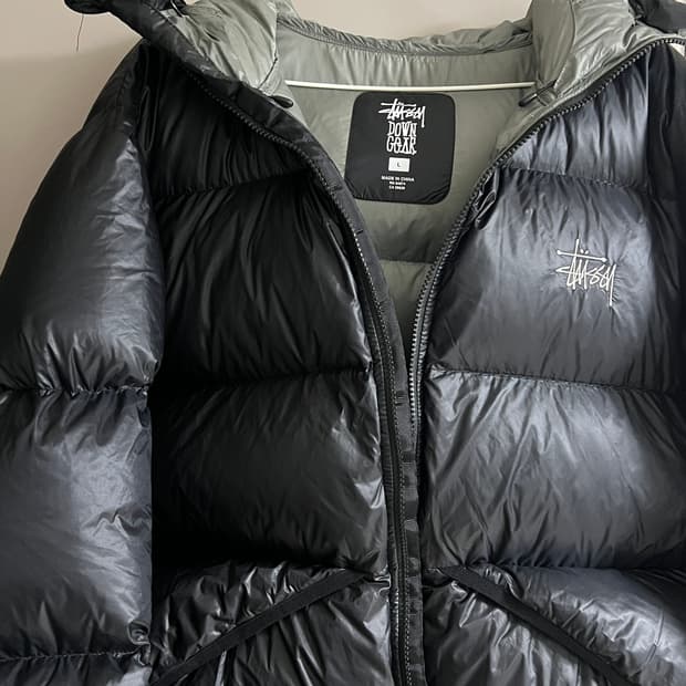 스투시 다운 파카 마이크로 립스탑 패딩 L사이즈