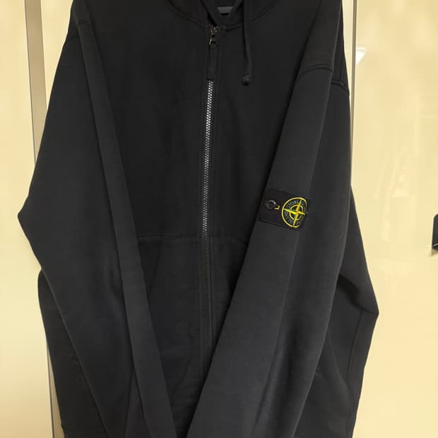 24년식 스톤아일랜드 후드집업 3XL