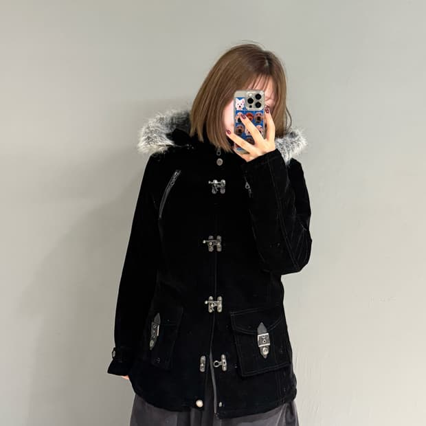 In the attic fur trimming velour jacket