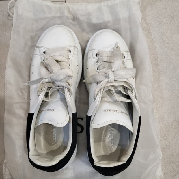 알렉산더 맥퀸 오버솔 스니커즈 36