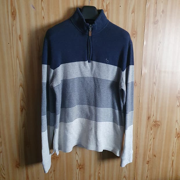 헤지스 반집업 니트 105