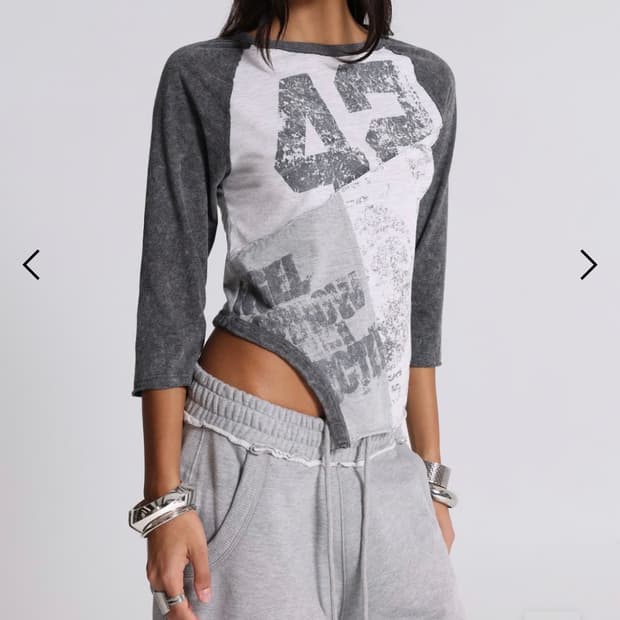 제이디드 런던 League Reworked Baseball Tee