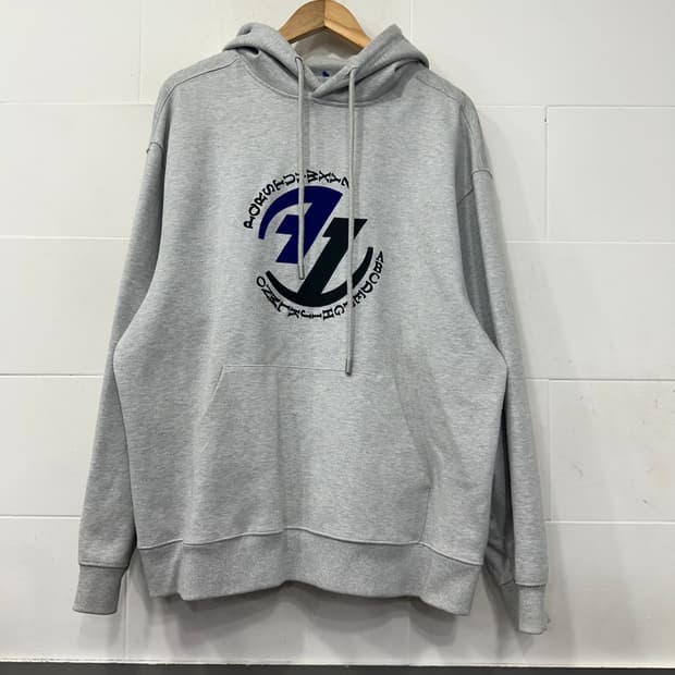 자라X아더에러 후드티