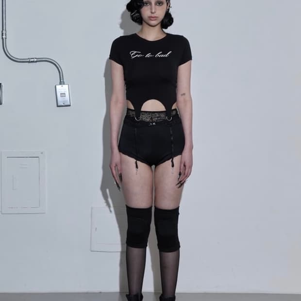 MLK LETTERING CORSET 블랙티