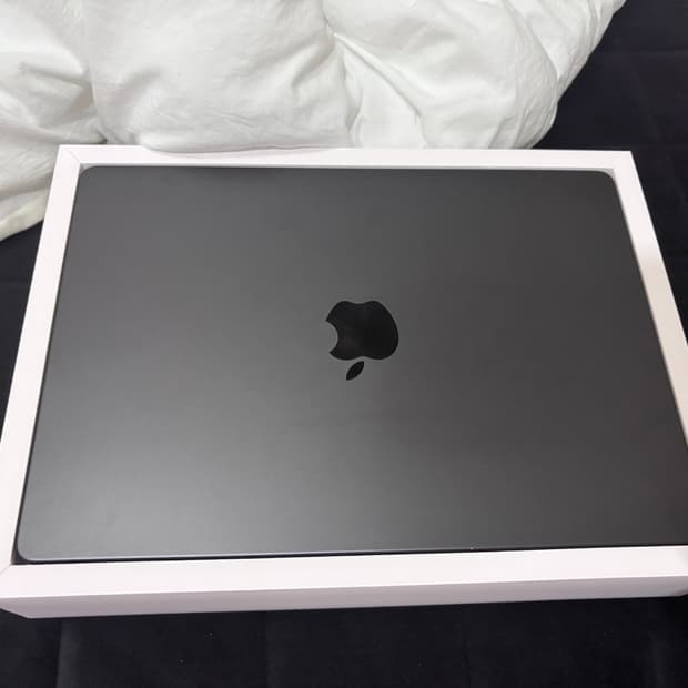 맥북 프로 14 M4 10코어 16GB 512GB 한글