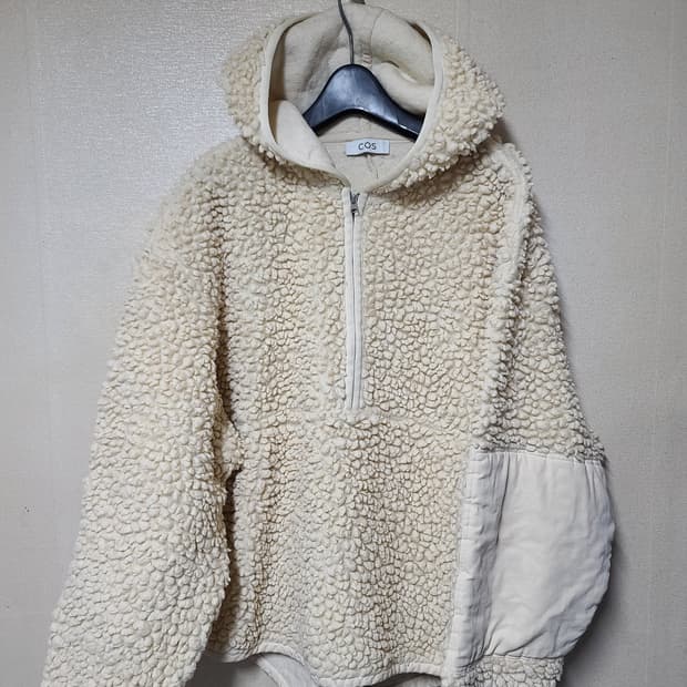 Cos 테디 하프짚 후디