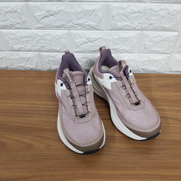 트렉스타 트레킹화 235 (핸즈프리 컴포트 등산화)