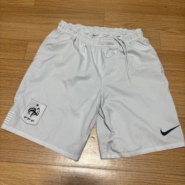 나이키 프랑스 축구 대표팀 반바지 화이트