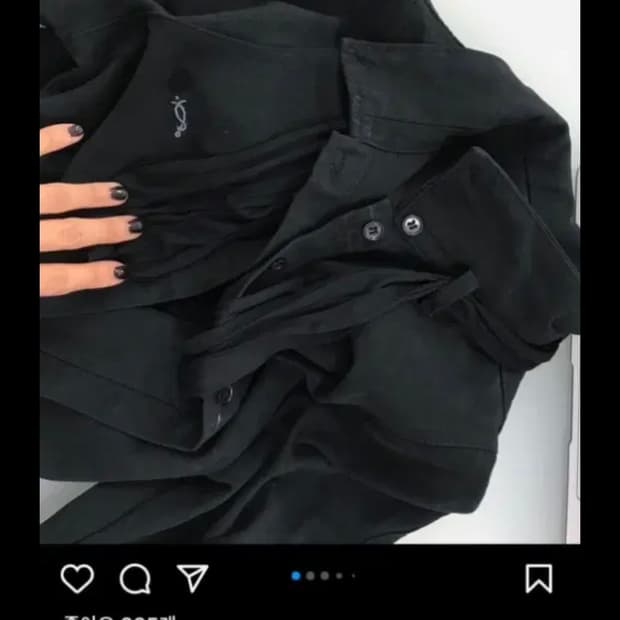 애옹쓰 garden tape shirts