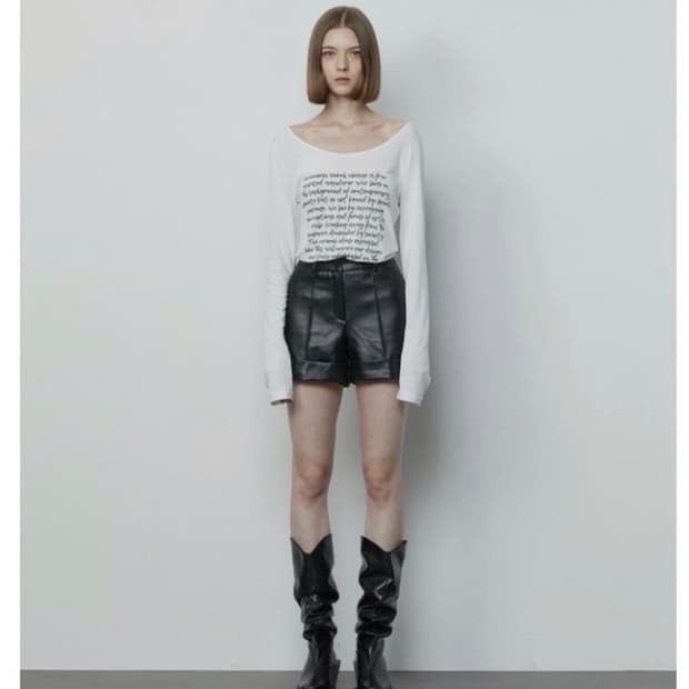 BOHEMIAN SEOUL Vintage lettering T-shirt