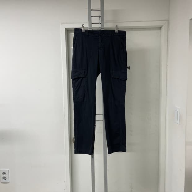 버버리 카고 팬츠 네이비 6(W)