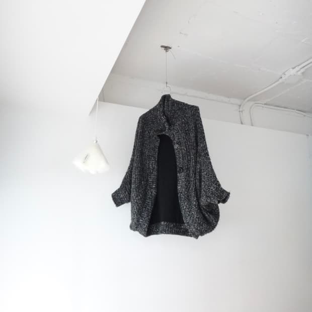 Open slit warm cardigan / charcoal