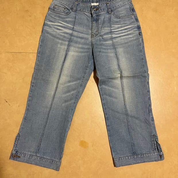 지그재그 요 즘 유 행 템 !! 카프리 팬츠 !! 급처 ✨ 새거급!