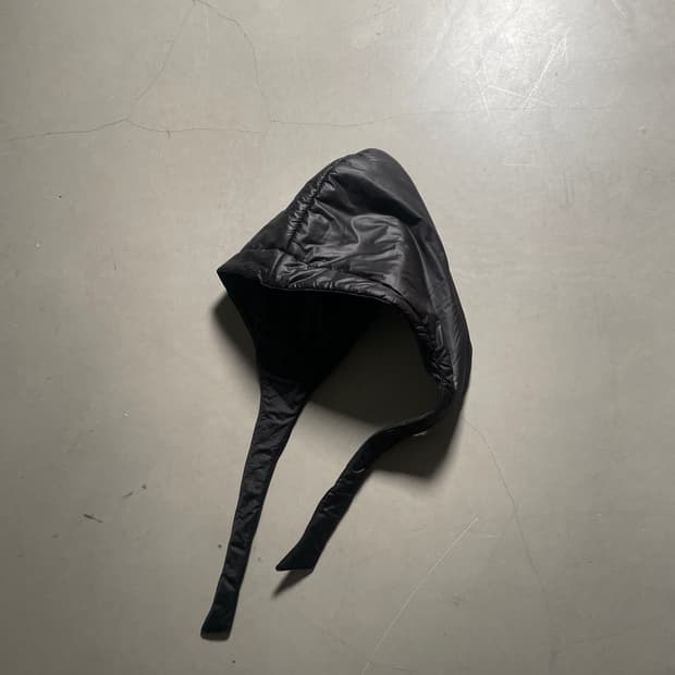 KZ ATELIER – Padded Hood Scarf