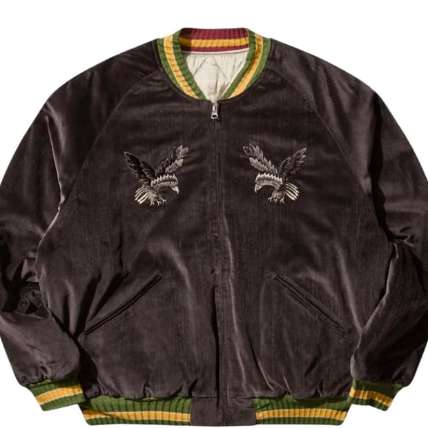 25ss 캐피탈 수베니어 까마귀 버전 3사이즈 팝니다