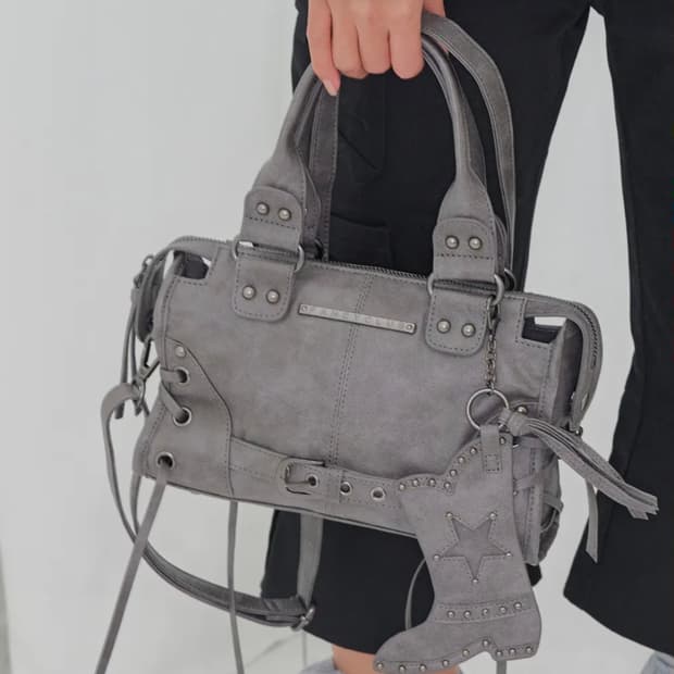 팬시클럽 벨티드 워싱 레더 미니백 그레이