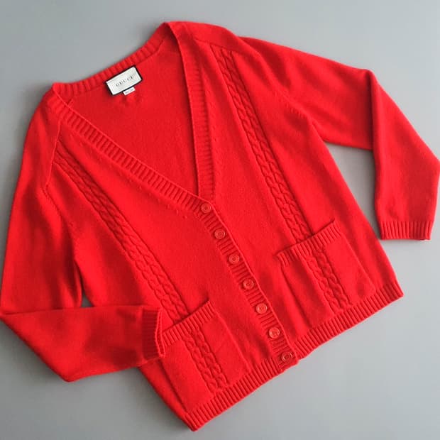 구찌 GG 로고 레드 가디건