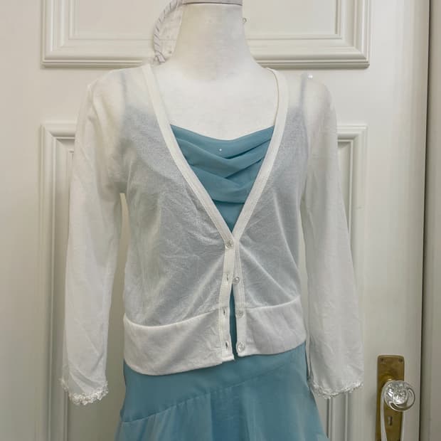 white crystal button crease cardigan