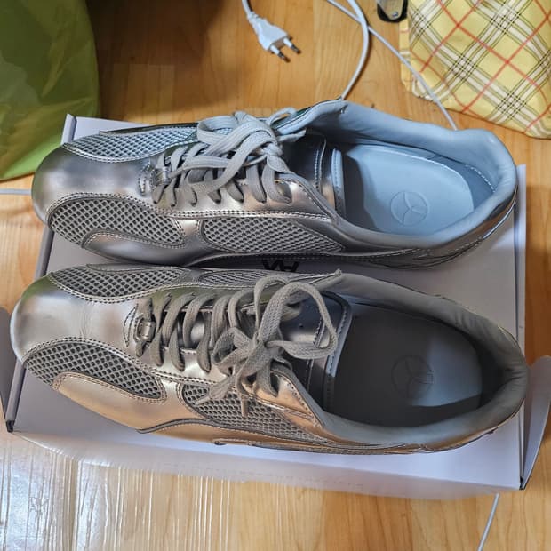 Yase 야세 스파이더 레더 실버 270