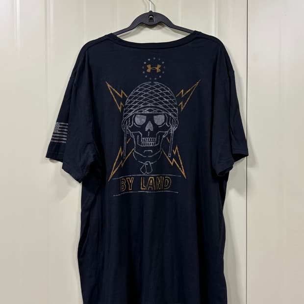 Under Armour Freedom By Land 빈티지 티셔츠