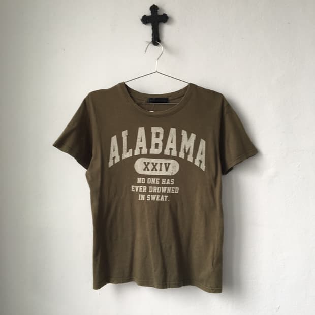 Lettering printing khaki t shirt