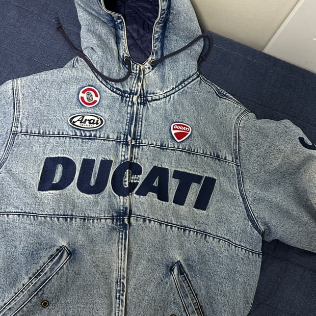 24ss 슈프림 두카티 후드 레이싱 자켓 M