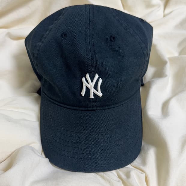 MLB 스몰로고 볼캡 블랙