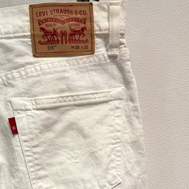 Levi's 511 White Slim Jeans (29)