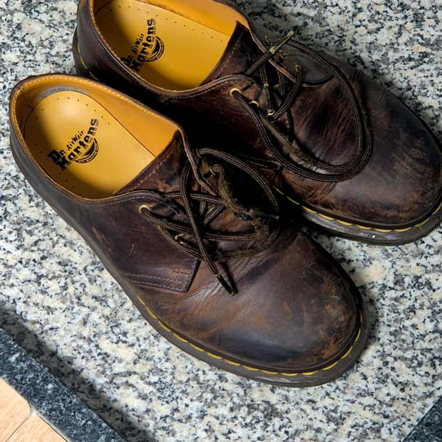 닥터마틴 1461 빈티지 브라운 판매