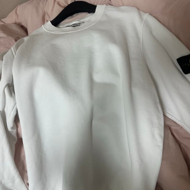 스톤아일랜드 맨투맨