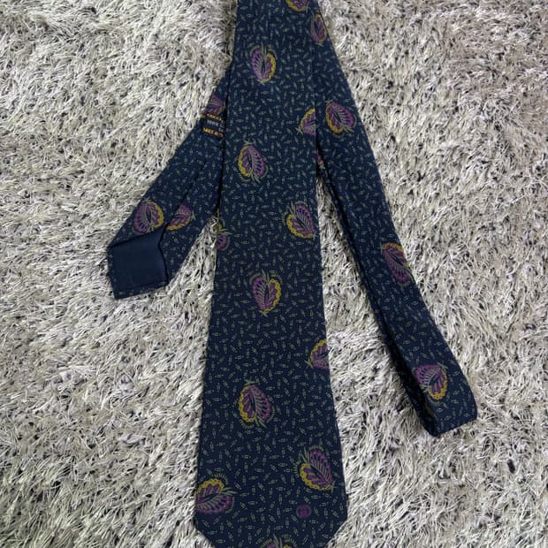 이태리제 GUCCI 100프로 실크 넥타이