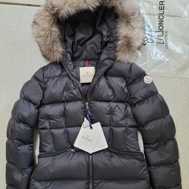 <새상품>몽클 패딩 2사이즈