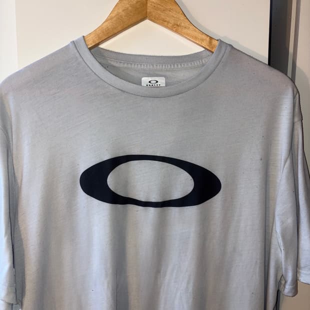 00’s Oakley Big Logo T-Shirts (XL)