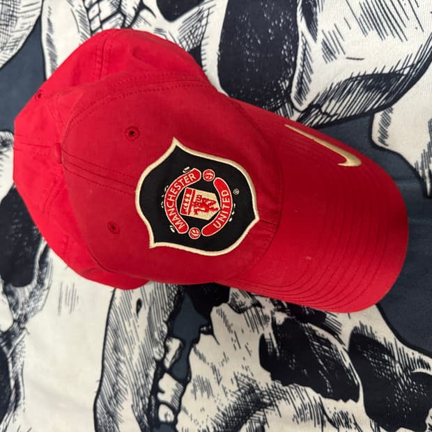 나이키 맨유 볼캡 