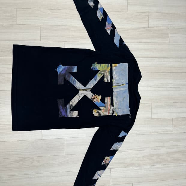 SS19 오프화이트 롱 슬리브 L (NAVY)