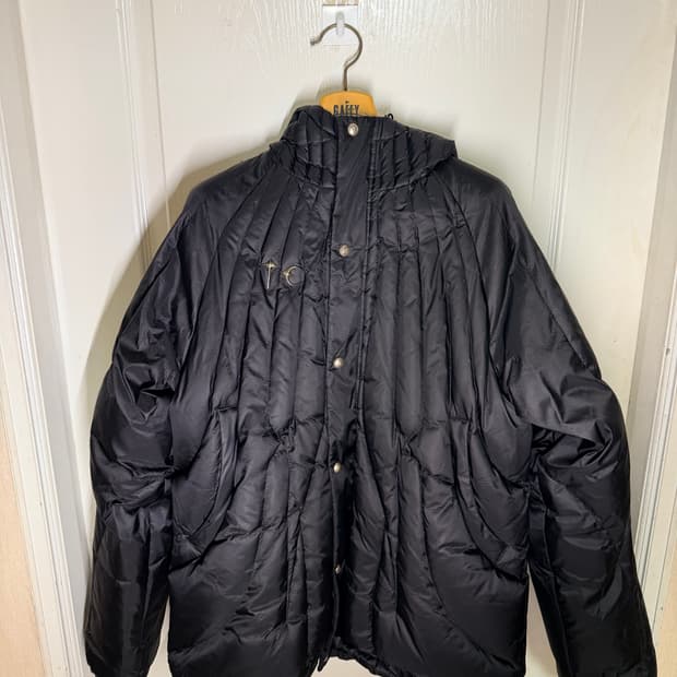 [3] 떠그클럽 케이브 다운자켓 블랙