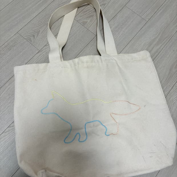 메종키츠네 에코백