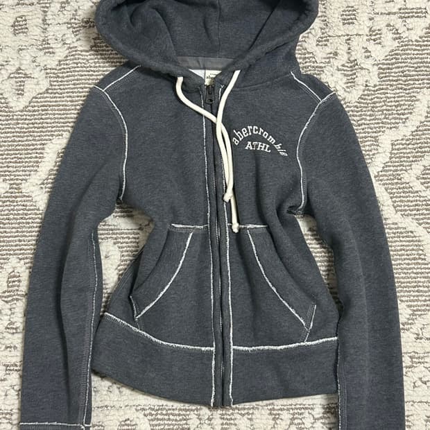 초희귀 대대장 아베크롬비 스티치 그레이 딱붙핏 후드집업