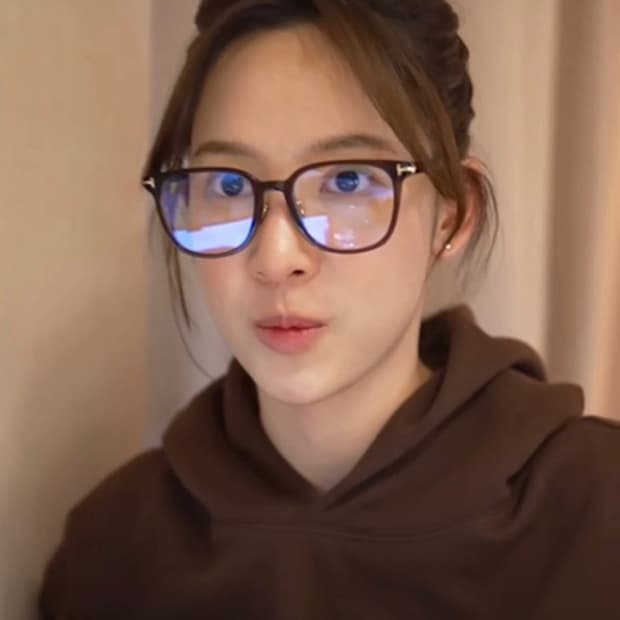 톰포드 5998 새상품 (환승연애 이나연,김길리 안경)