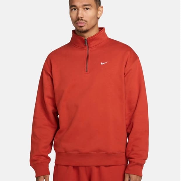 나이키 스우시 하프집업