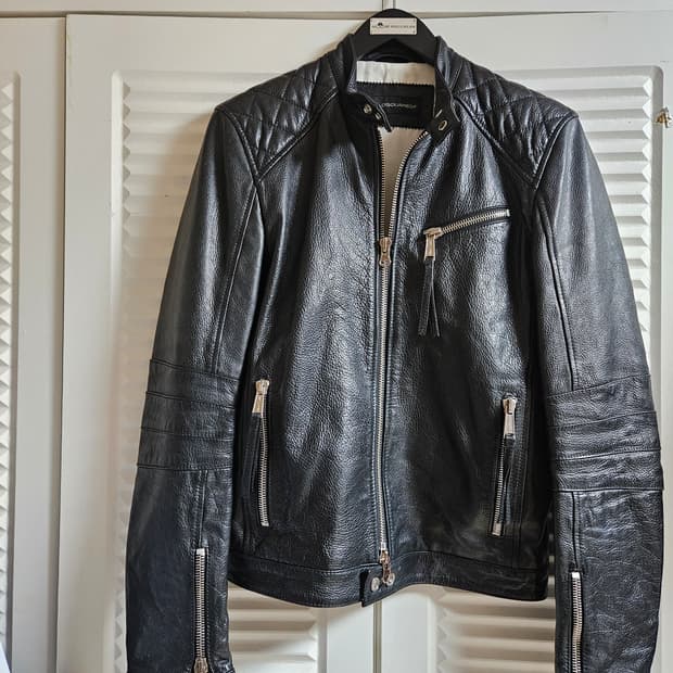 디스퀘어드2 푸에블로 소가죽 바이커 가죽자켓 판매합니다.