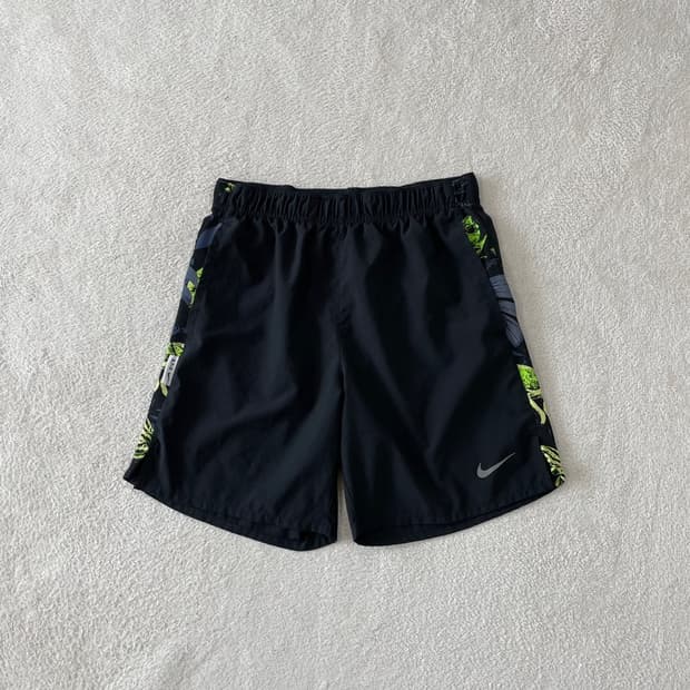 M 나이키 신형 러닝 반바지 스트라이드