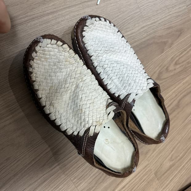 나이키 컨시던트 뮬 