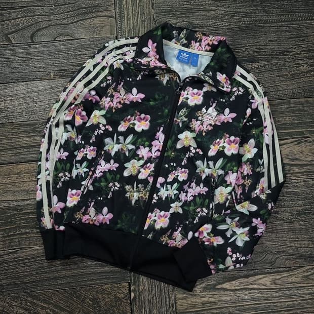 [아디다스] 플라워 패턴 파이어버드 져지 트랙탑 집업 자켓 M17057