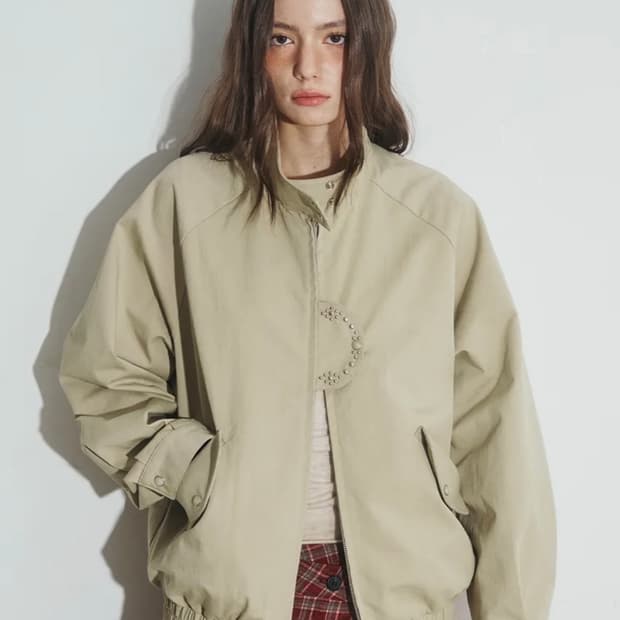 오피쉬 스터드 투웨이 자켓 베이지